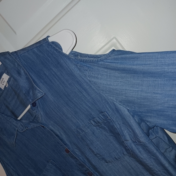 Crown Ivy Denim Shirt with cutouts for shoulders Size L - Picture 2 of 9